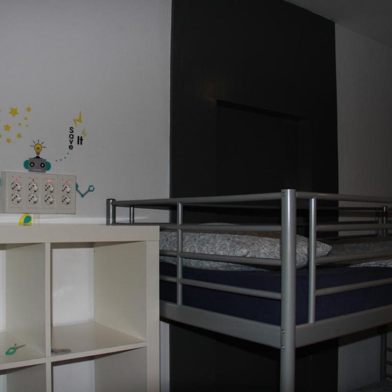 Alternative Creative Youth Hostel Barcelona - Litera en habitación compartida mixta de 8 camas - 1