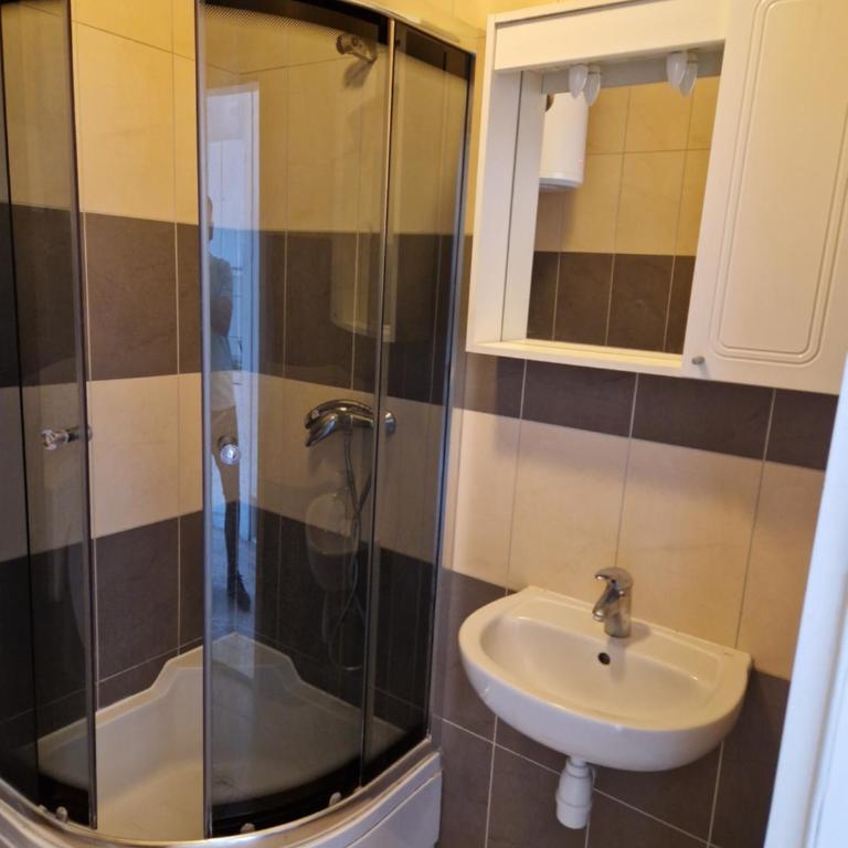 Candy apartments - One-Bedroom Apartment - 32