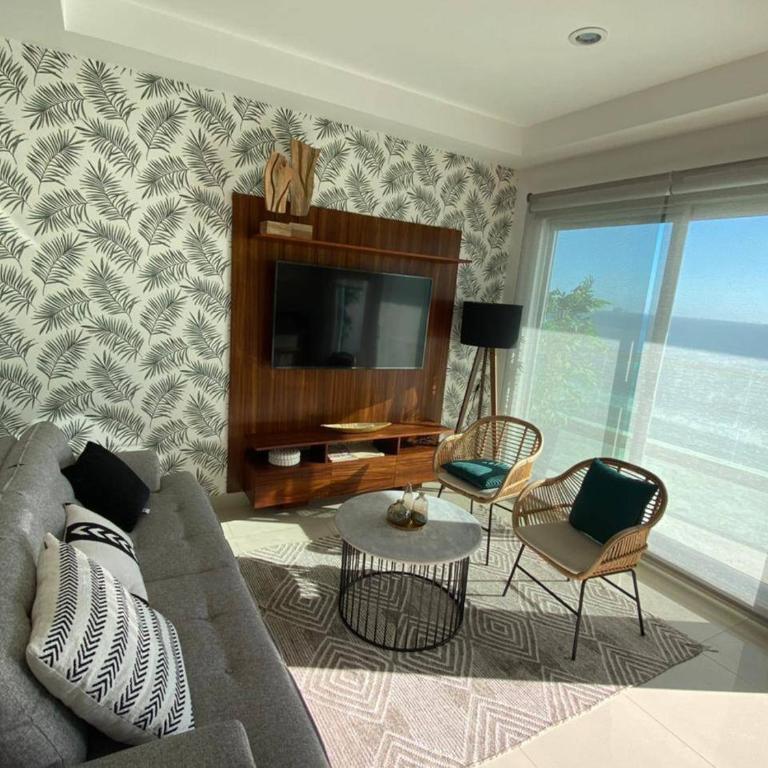 Departamento en renta en The One Mazatlan - Two-Bedroom Apartment - 2