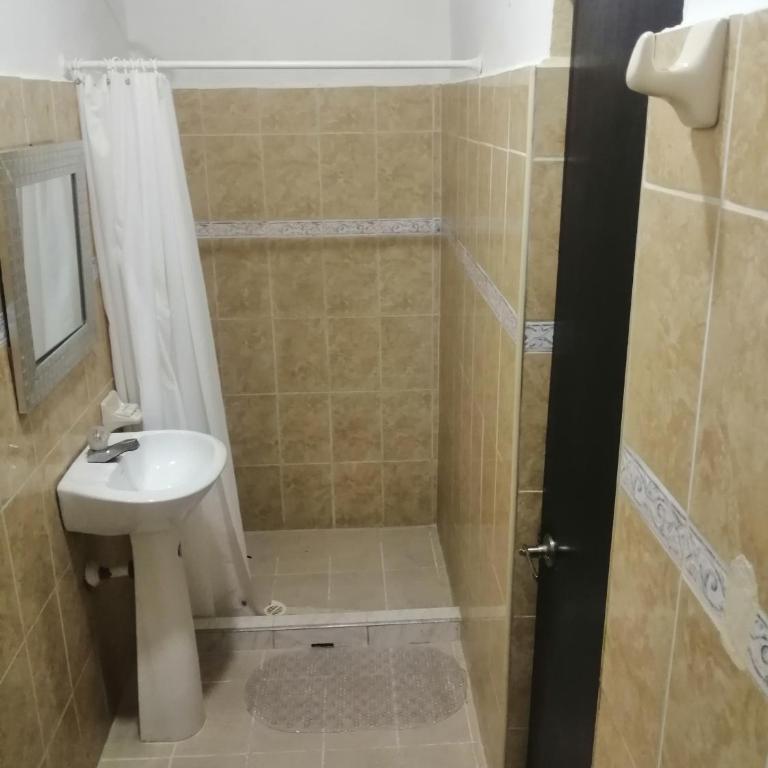 HOSTEL M&H - Budget Double Room - 3