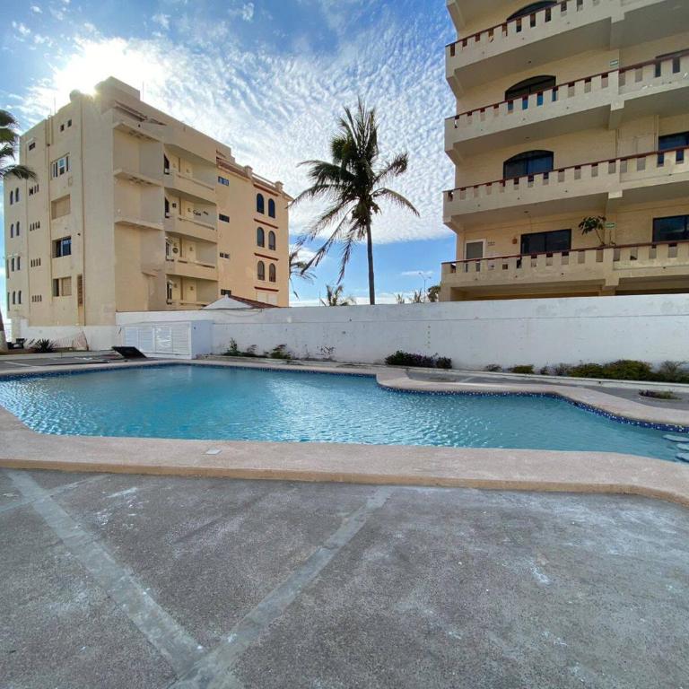 Lovely 2 bedroom oceanfront condo in Mazatlan - Two-Bedroom Apartment - 29