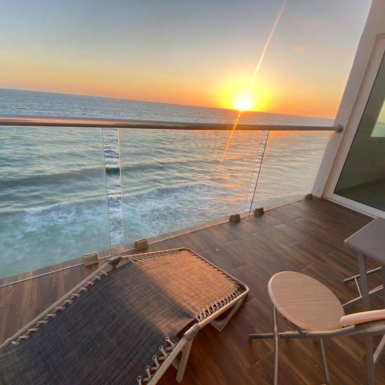 Lovely 2 bedroom oceanfront condo in Mazatlan - Two-Bedroom Apartment - 1