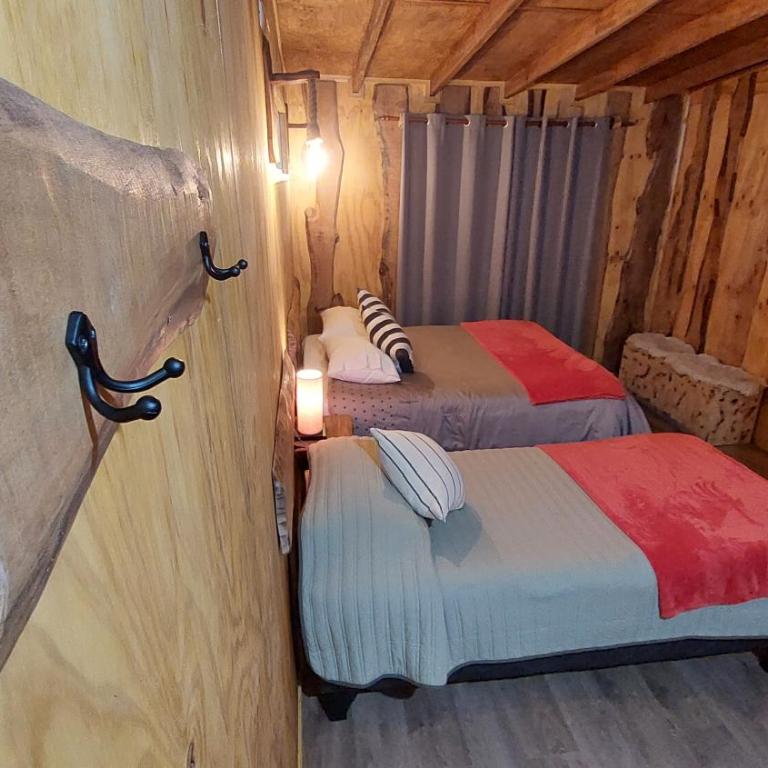 Cabañas & Habitaciones Del Alto - Habitación Doble con baño privado - 2 camas - 2