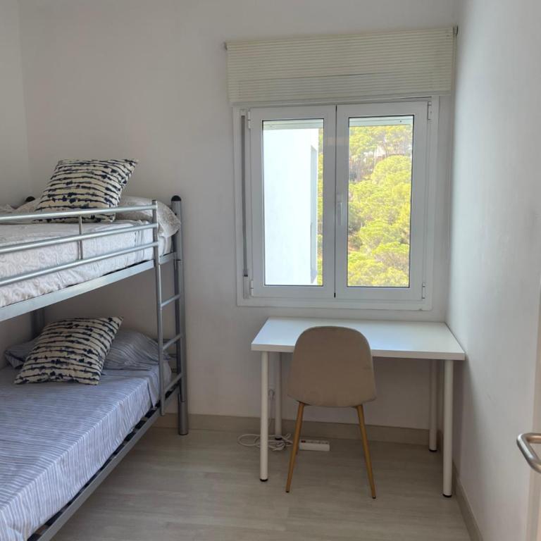 NUEVO. Reformado con vistas panorámicas y piscina - Apartamento de 2 dormitorios - 6