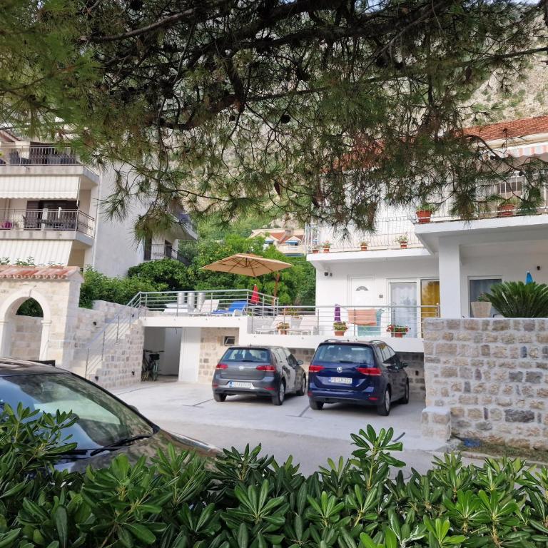Waterfront Apartment Petrovina - One-Bedroom Apartment - 13