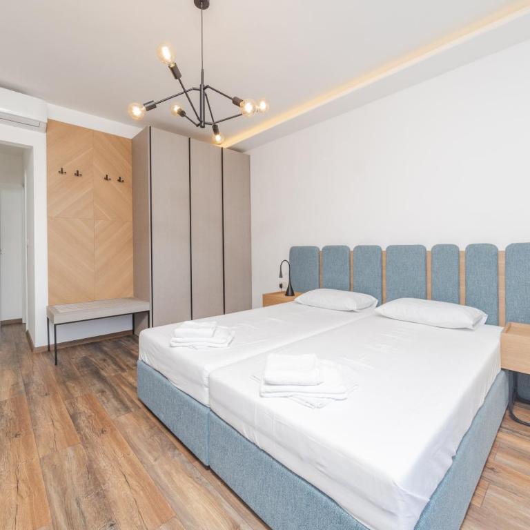 Apartments Mara Lux - Dvokrevetna Soba sa Bračnim Krevetom - 3