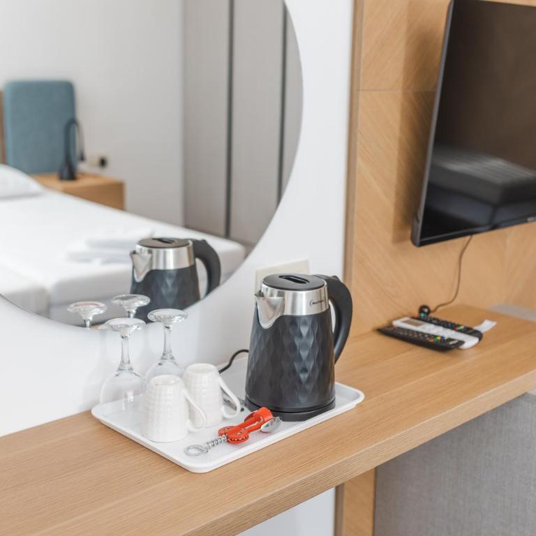 Apartments Mara Lux - Deluks Dvokrevetna soba sa Bračnim Krevetom, Balkonom i Pogledom na More - 2