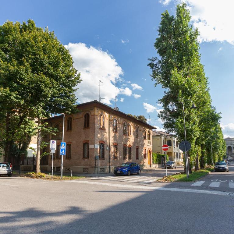 GuestHost - Ferrara Station Essential Apartment with parking - One-Bedroom Apartment - 26
