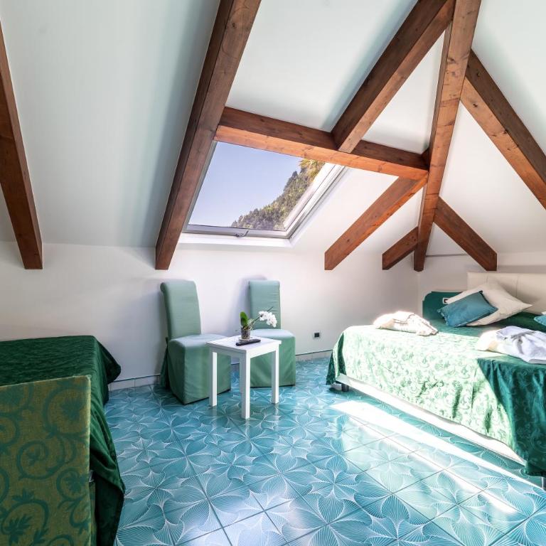 Hotel Villa Annalara charme and relax - Camera Matrimoniale Deluxe con Balcone e Vista Mare - 4