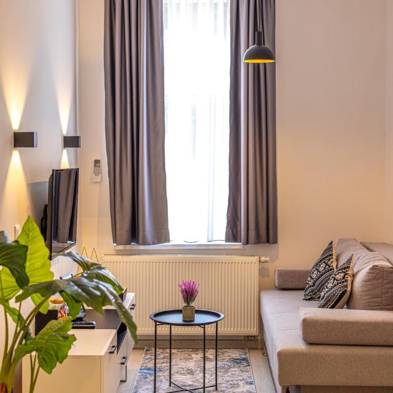 FIT Apartments - Superior Studio - 12