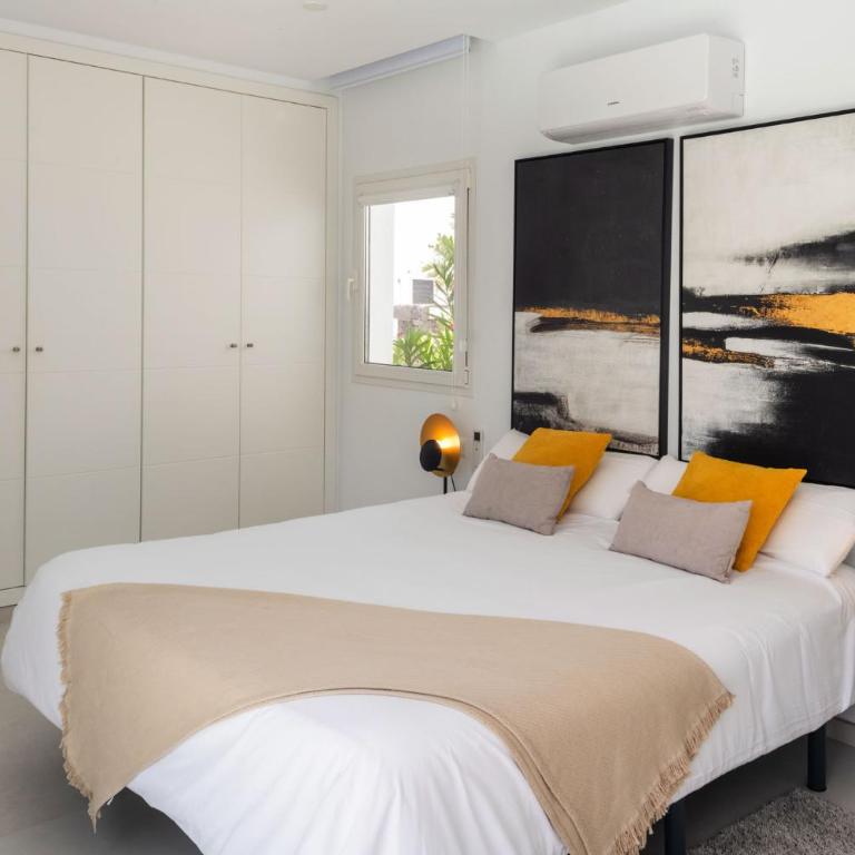 SUNRISE by Buenavilla - Three-Bedroom Villa - 22