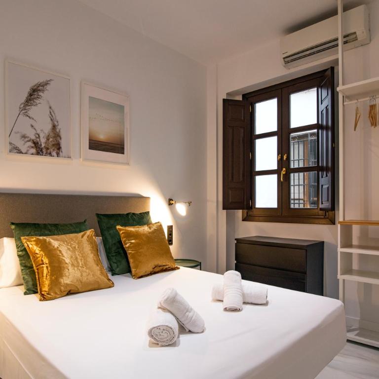 Granadi Apartamentos - Two-Bedroom Apartment - 9