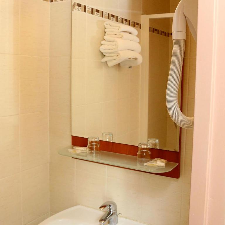 Hotel Paris Villette - Chambre Lits Jumeaux - 10