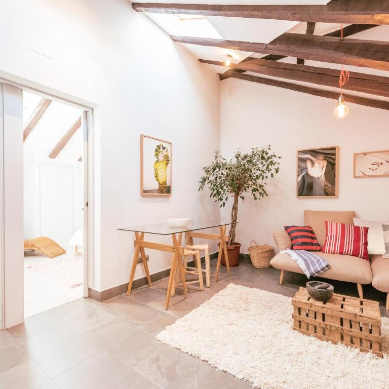 Bohemian 2bedroom attic in Lavapies - Apartment - 3