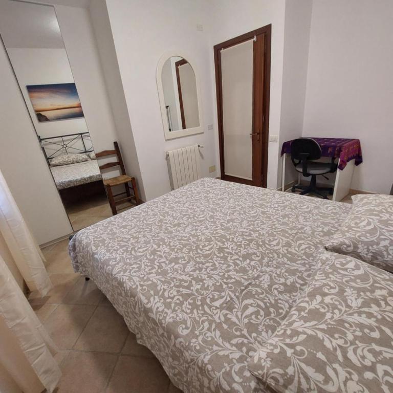 Villetta in zona panoramica, immersa nel verde della macchia mediterranea - Two-Bedroom Apartment - 45