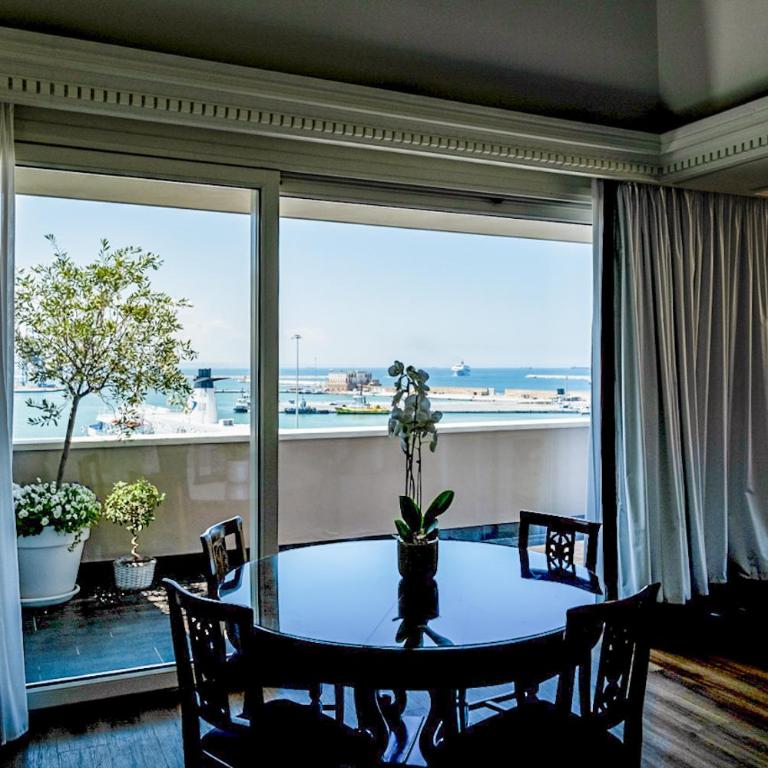 Grand Hotel Palace - Suite Miramare with Sea View - 13