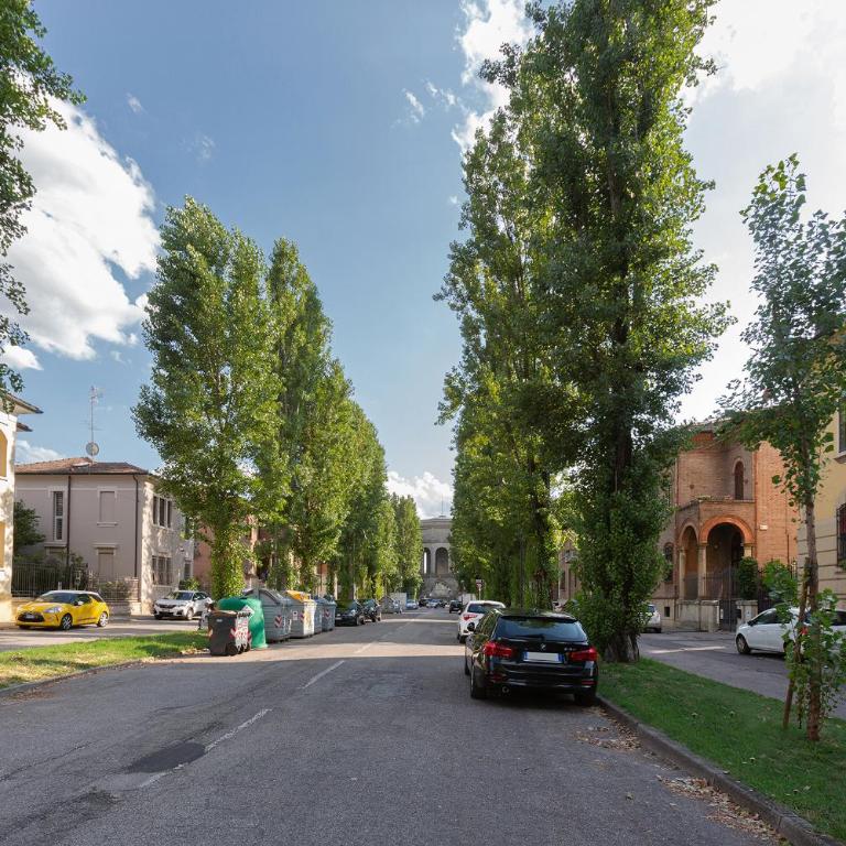 GuestHost - Ferrara Station Essential Apartment with parking - One-Bedroom Apartment - 30