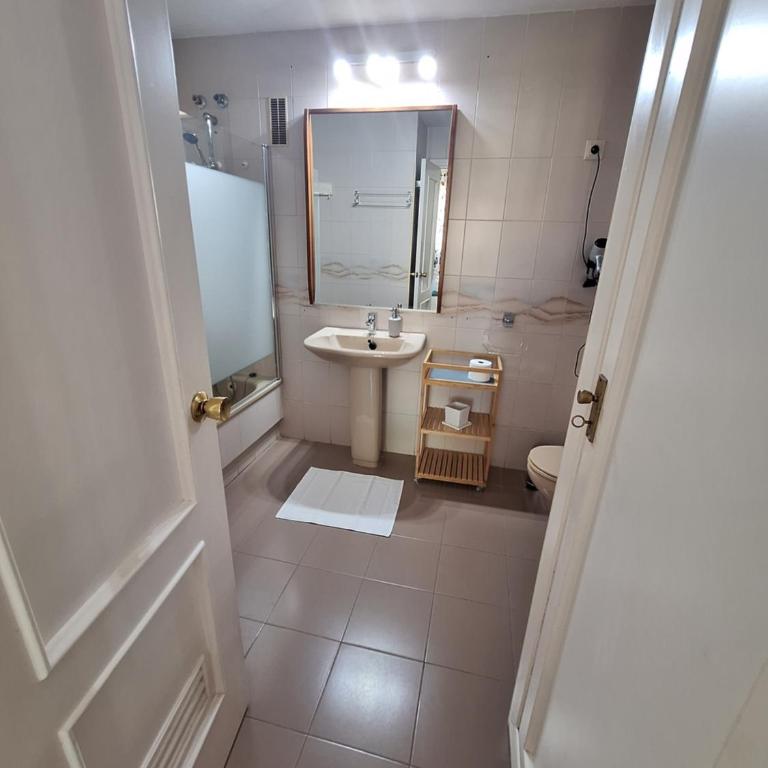 Primera Linea del Mar - Acceso Directo Playa Carihuela -By Budha Apartments - Apartamento de 1 dormitorio - 34