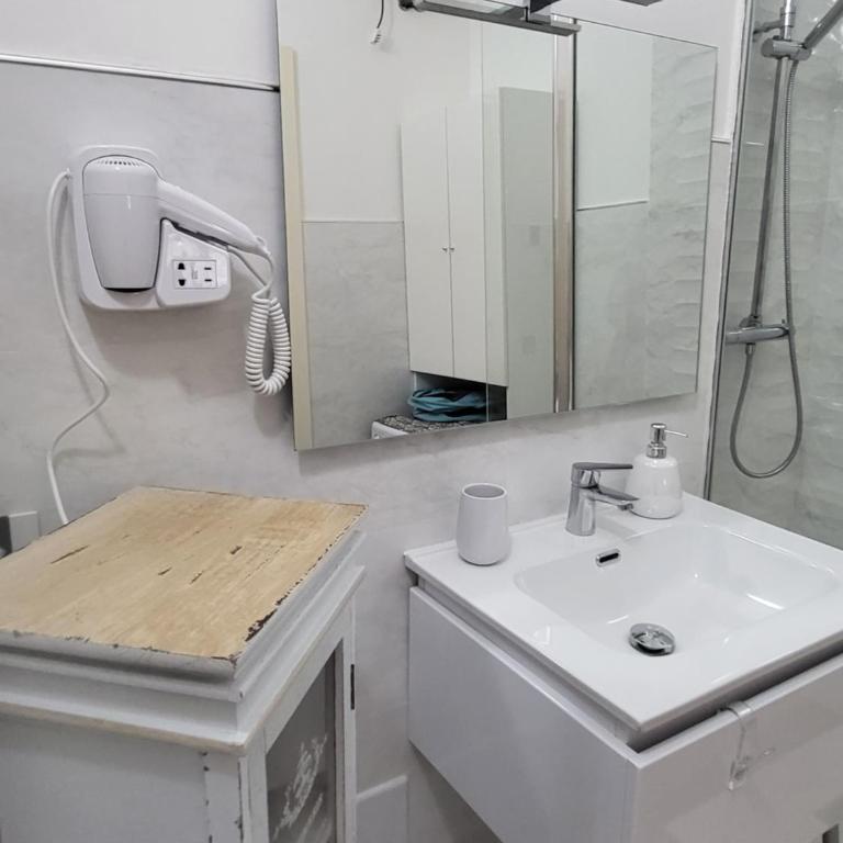 A casa di Anna e Mario - Appartamento con 2 Camere da Letto - 2