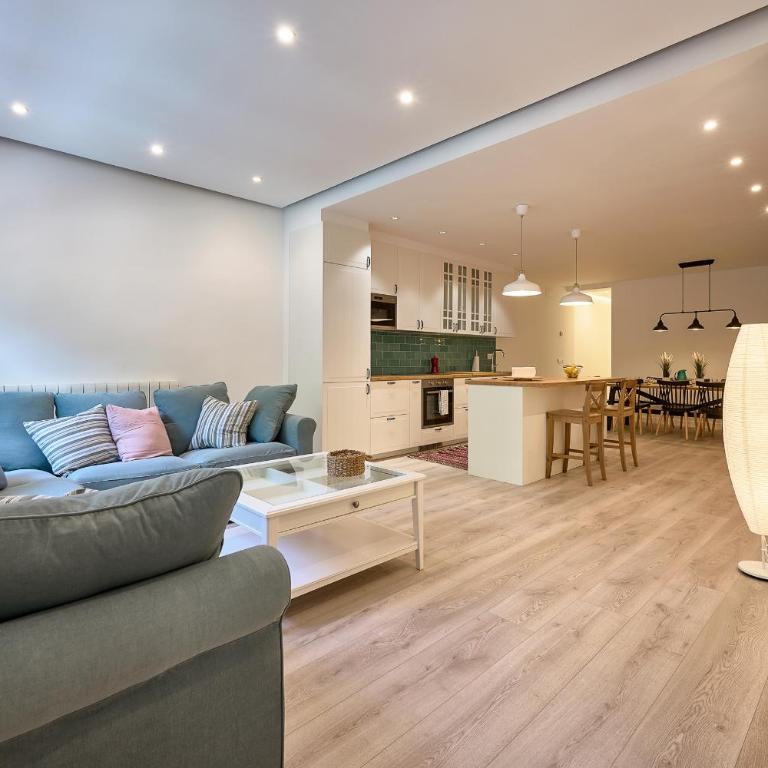 Casita Mela - Apt. p/8 pax con terraza en Logroño - Apartamento - 1