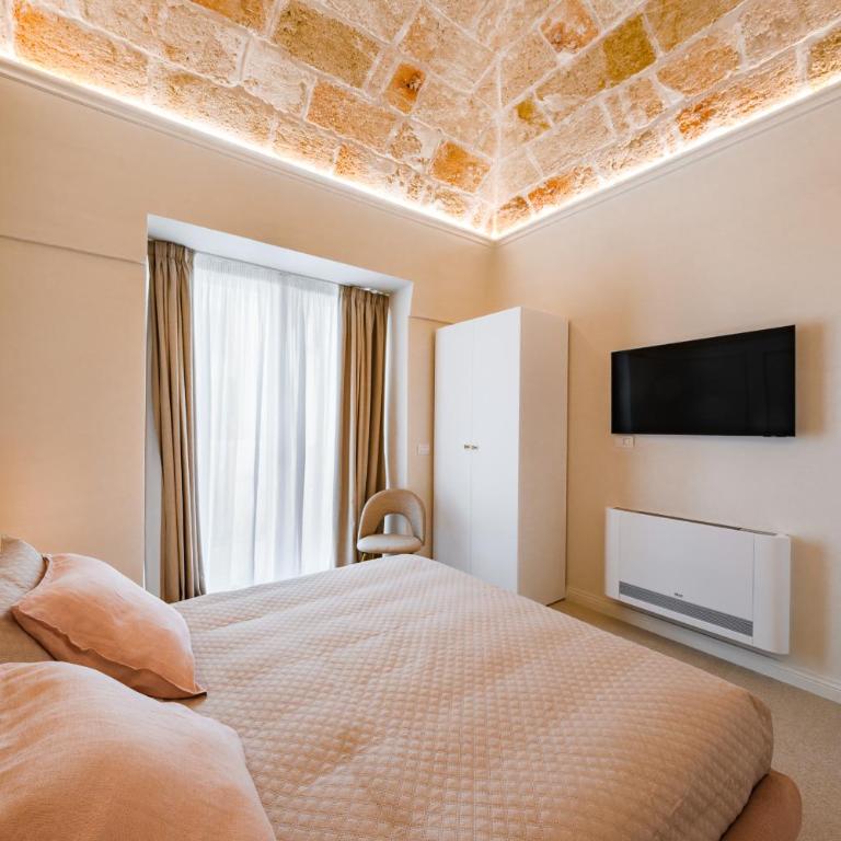 HelloAPULIA Charming Palazzo Clemente - self-catering suites with aircondition - One-Bedroom Apartment - 4