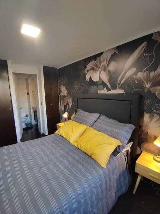 Apartamento con Vista a la Cordillera y Estacionamiento en Santiago Centro Modern apartment with mountain view and parking in Santiago Centre - One-Bedroom Apartment with Balcony and Mountain View - 30