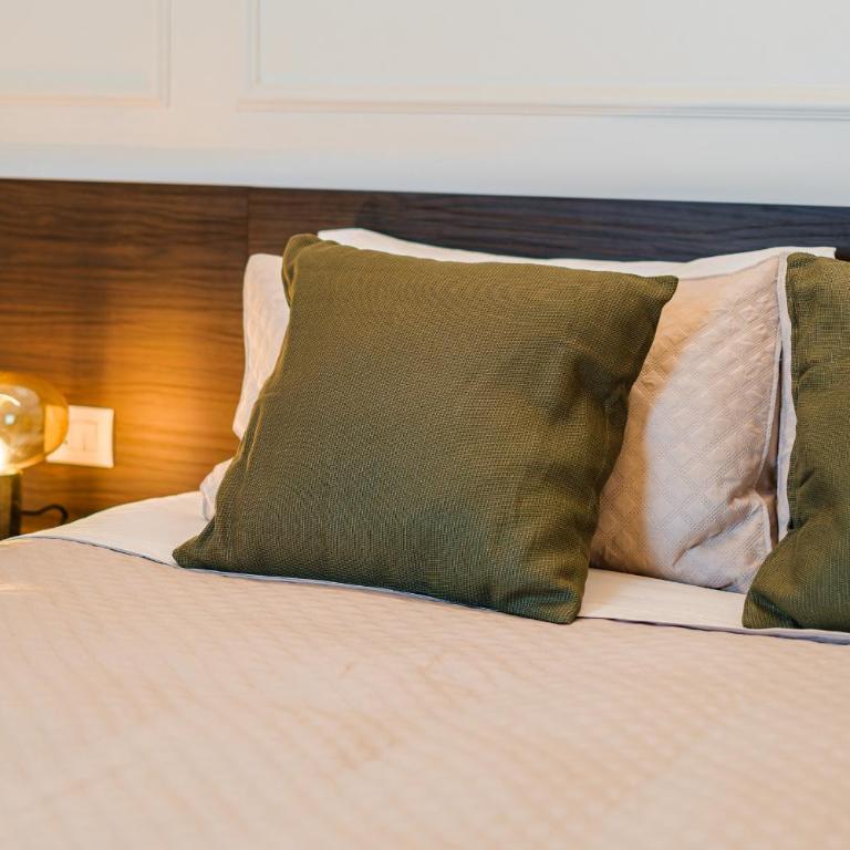 HelloAPULIA Charming Palazzo Clemente - self-catering suites with aircondition - One-Bedroom Apartment - 2