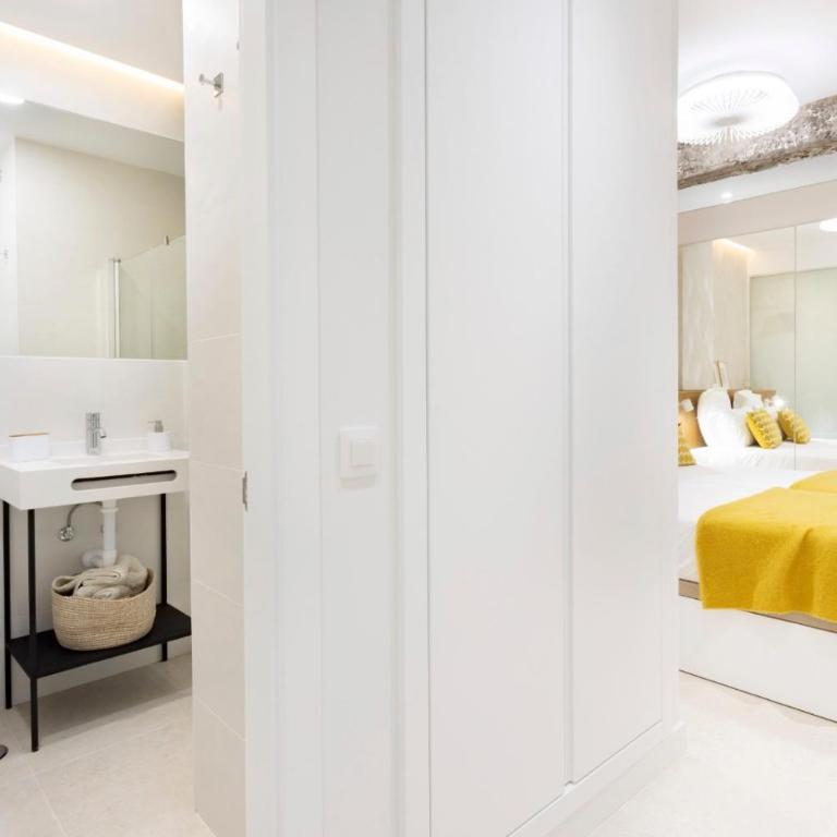 APARTAMENTOS PLAZA DEL CHARCO I - Apartamento de 1 dormitorio - 10