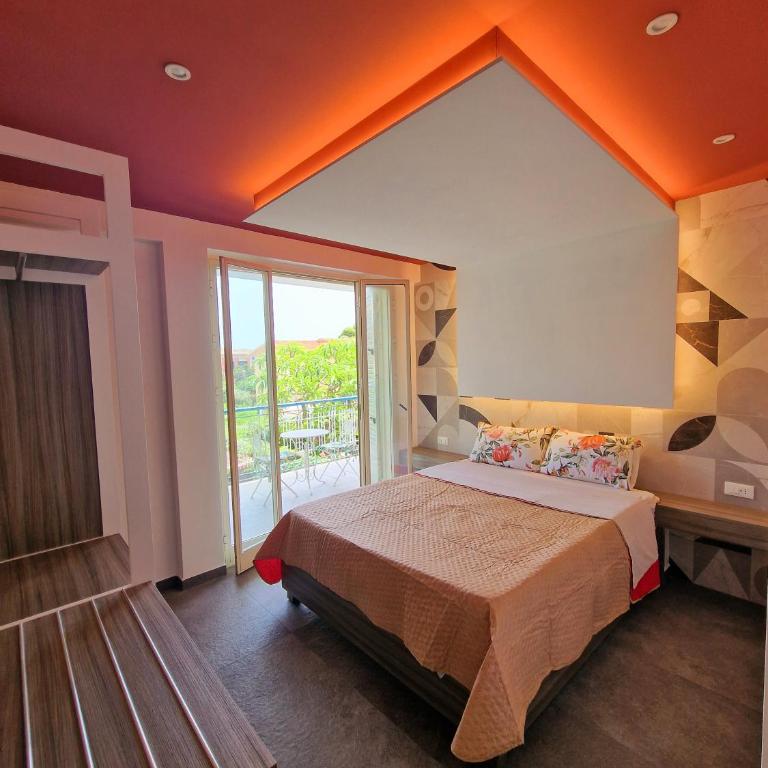 Mongibello Palace B&B - Camera King con Balcone - 16