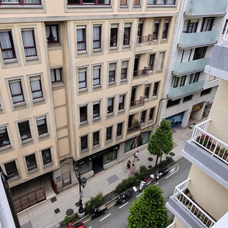 Ático Quintana I - con terraza, vistas a la ciudad, en el centro, con Wifi y garaje - Apartamento con ducha - 46