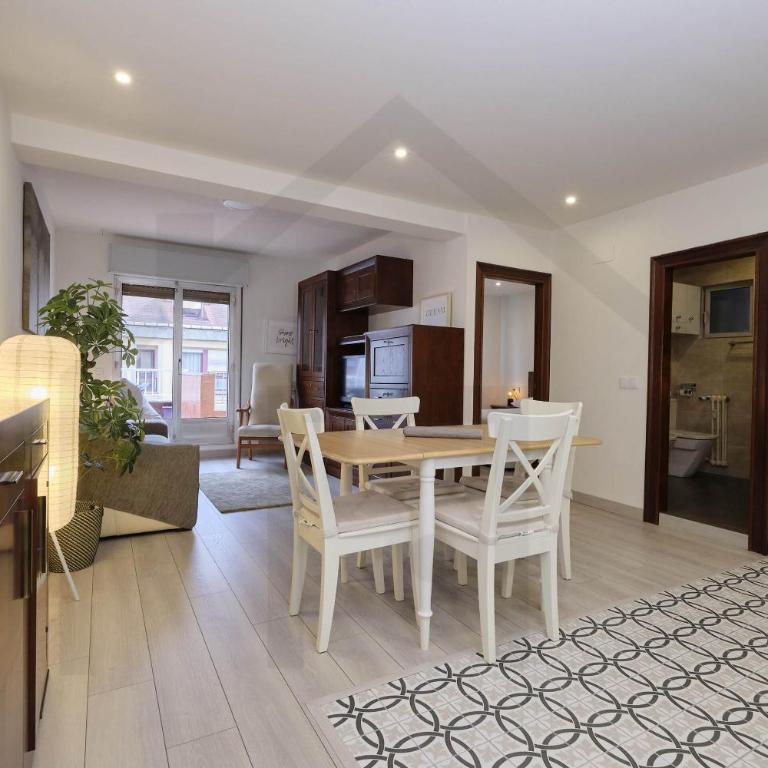 Ático Quintana I - con terraza, vistas a la ciudad, en el centro, con Wifi y garaje - Apartamento con ducha - 29