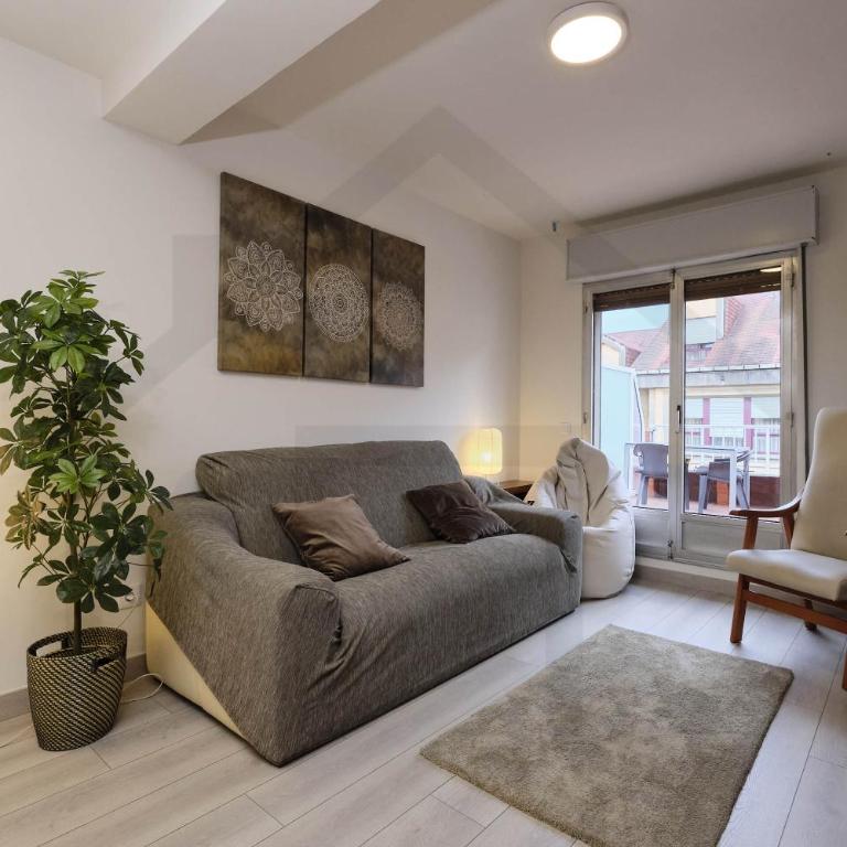 Ático Quintana I - con terraza, vistas a la ciudad, en el centro, con Wifi y garaje - Apartamento con ducha - 32