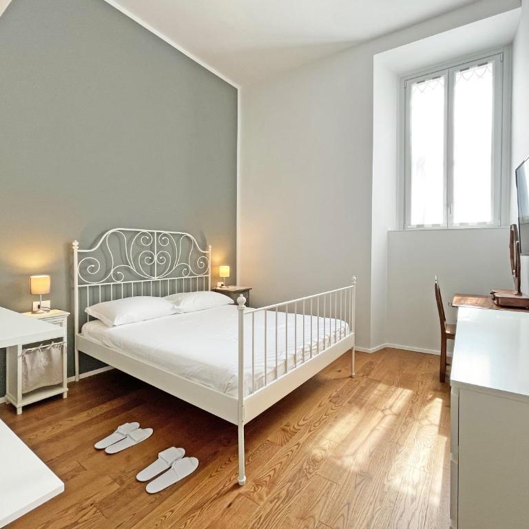 "La Portineria" Charming Apartment Old Town Como Lake - Two-Bedroom Apartment - 16