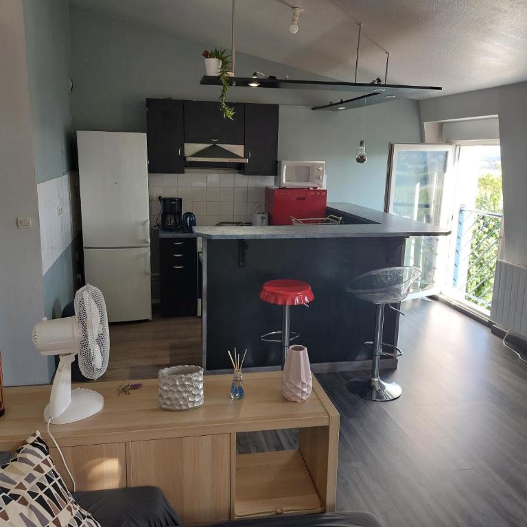 Rouen : Vue panoramique sur la seine avec parking - Appartement Supérieur - 6