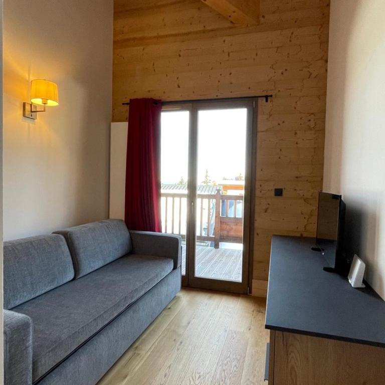 Appartement Alpin Chaleureux avec Sauna et Parking à La Rosière - FR-1-275-190 - Apartment - 9
