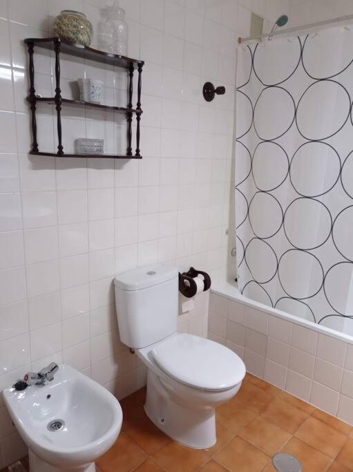Cruces, piso en pleno centro urbano - Apartamento de 2 dormitorios - 25