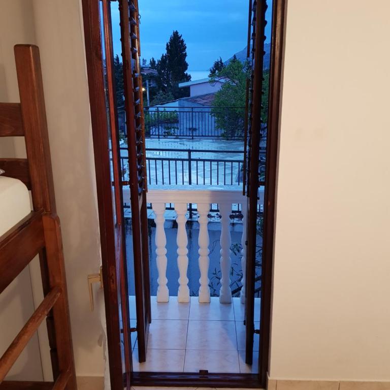 Vila Familija - Two-Bedroom Apartment - 8