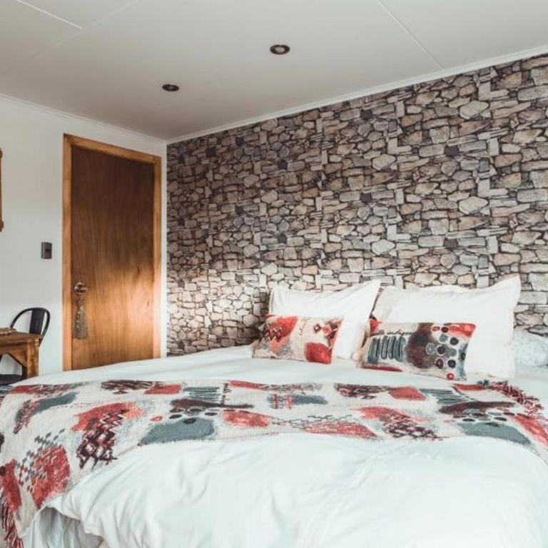 Hostal Lago Cóndor - Habitación Doble - 1 o 2 camas - 1