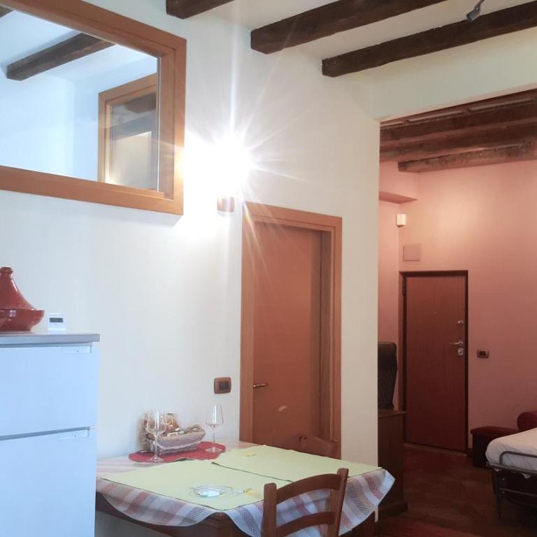 Monolocale in Centro a Verona - Studio Apartment - 13
