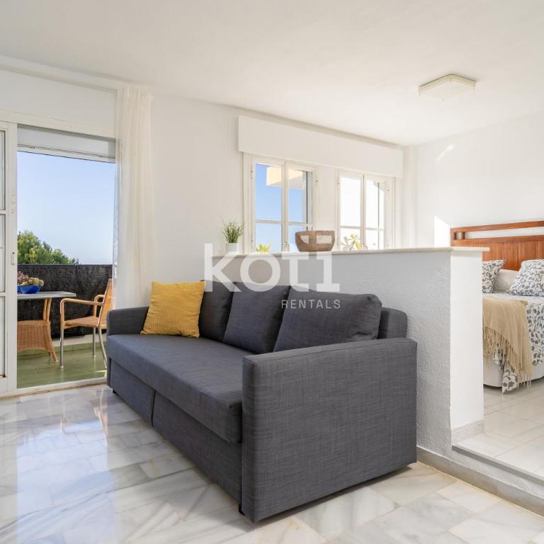 Koti Rentals - Lovely Loft Swim Pool Sea Views - Apartamento Estudio con vistas al mar - 6