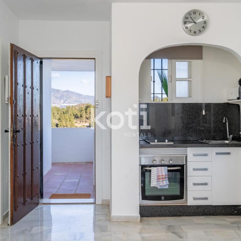 Koti Rentals - Lovely Loft Swim Pool Sea Views - Apartamento Estudio con vistas al mar - 5