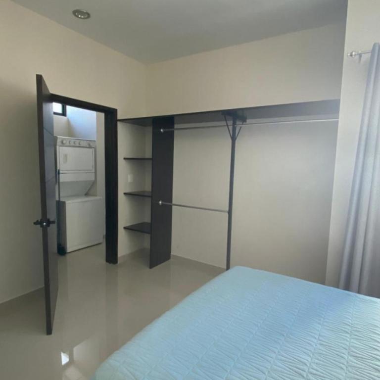 Departamento en renta en Zona Dorada - Two-Bedroom Apartment - 14
