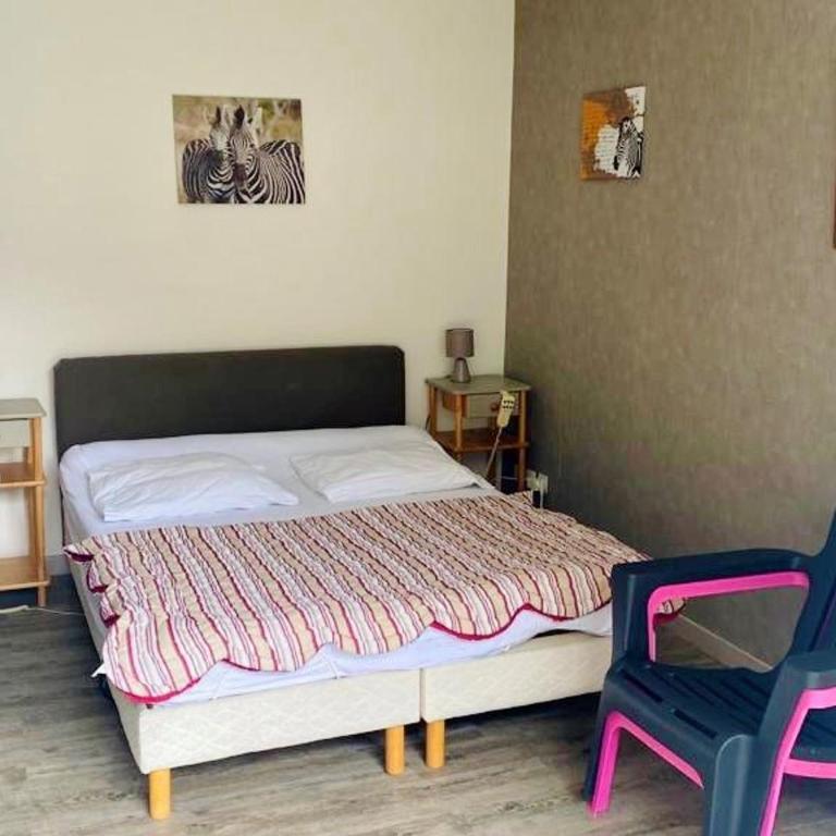 Studio ensoleillé avec balcon et parking - WiFi inclus - Centre-ville Amélie-les-Bains - Studio - 8