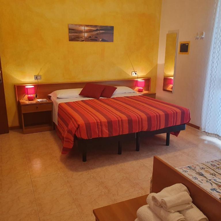 Hotel Nuova Graziosa - Triple Room - 1