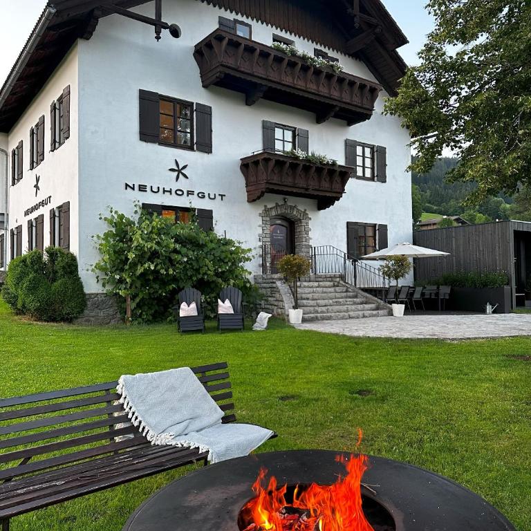 NEUHOFGUT I BoutiqueBauernhof I Echt besonders für 10 Gäste - Chalet - 3