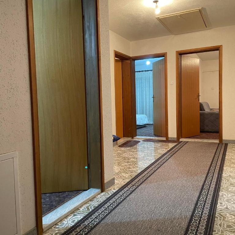 Pišta-pause - Three-Bedroom Apartment - 5