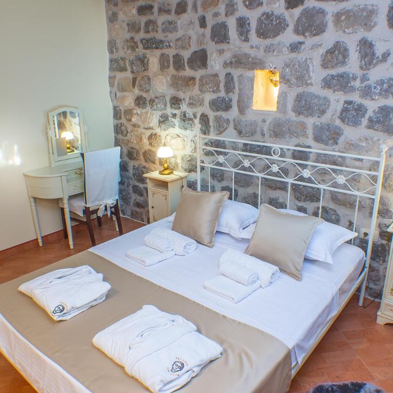 Palazzo Uniqato seafront - Two-Bedroom Apartment - 59