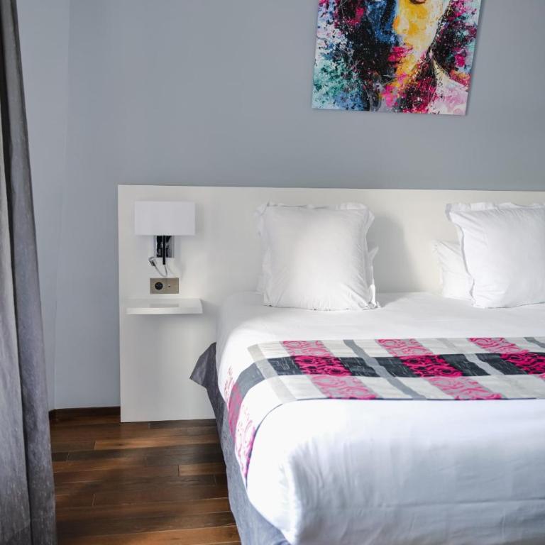Le Manoir Hôtel - Chambre Double ou Lits Jumeaux Prestige - 11