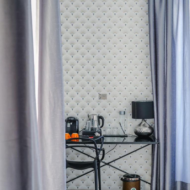 Le Manoir Hôtel - Chambre Double Standard - Accessible aux Personnes à Mobilité Réduite - 7