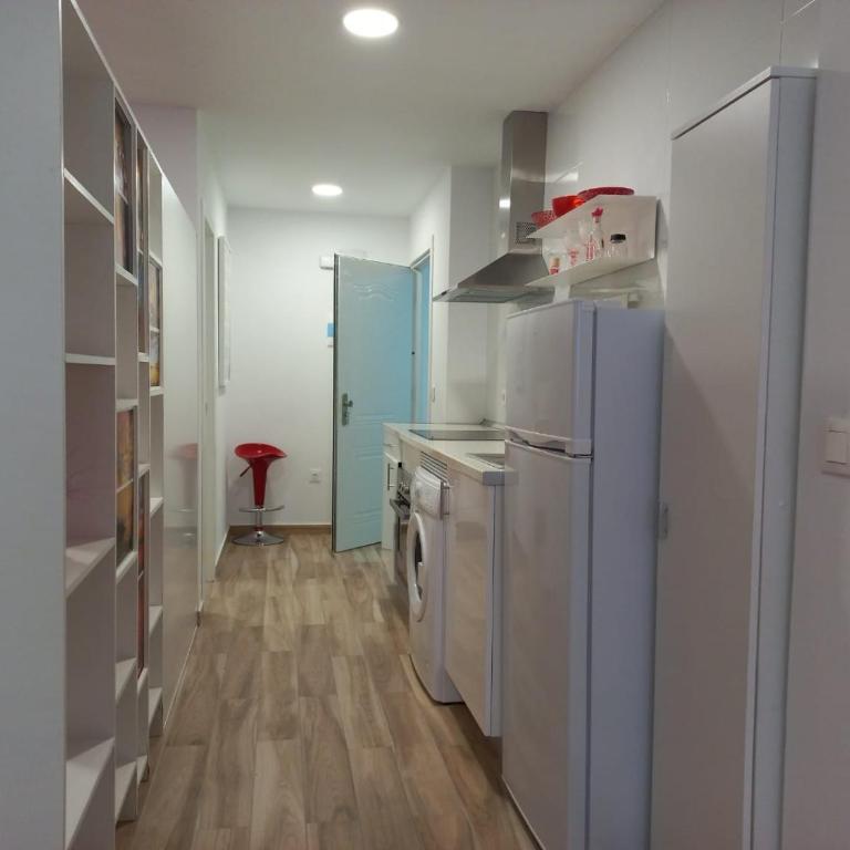 Bazan3 - One-Bedroom Apartment - 4